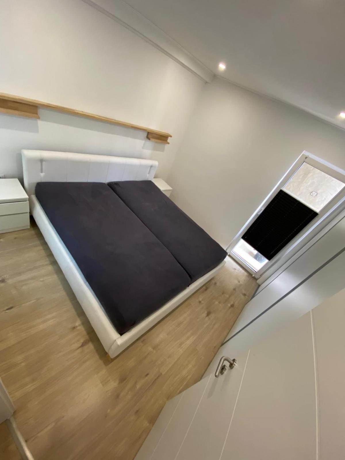 Apartment Milena Kastela Mit Whirlpool Buitenkant foto